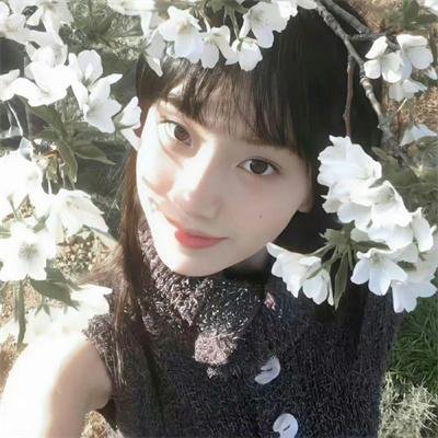 因爱富有海报