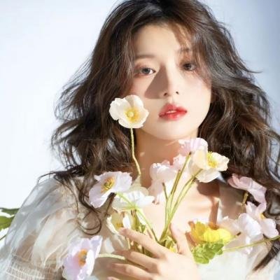 奥黛丽·恩肖的诅咒海报